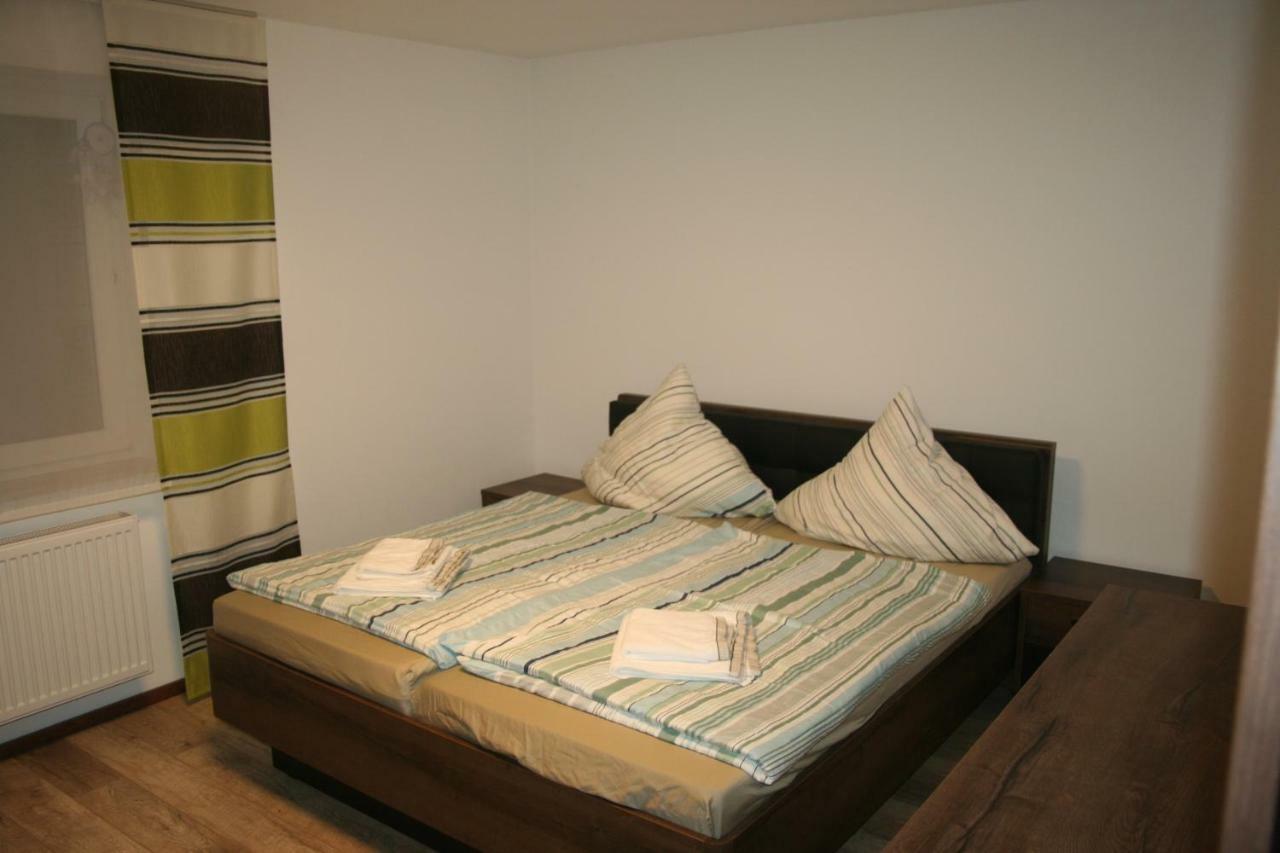 Privat Unterkunft Schreiber Winterbach  Buitenkant foto