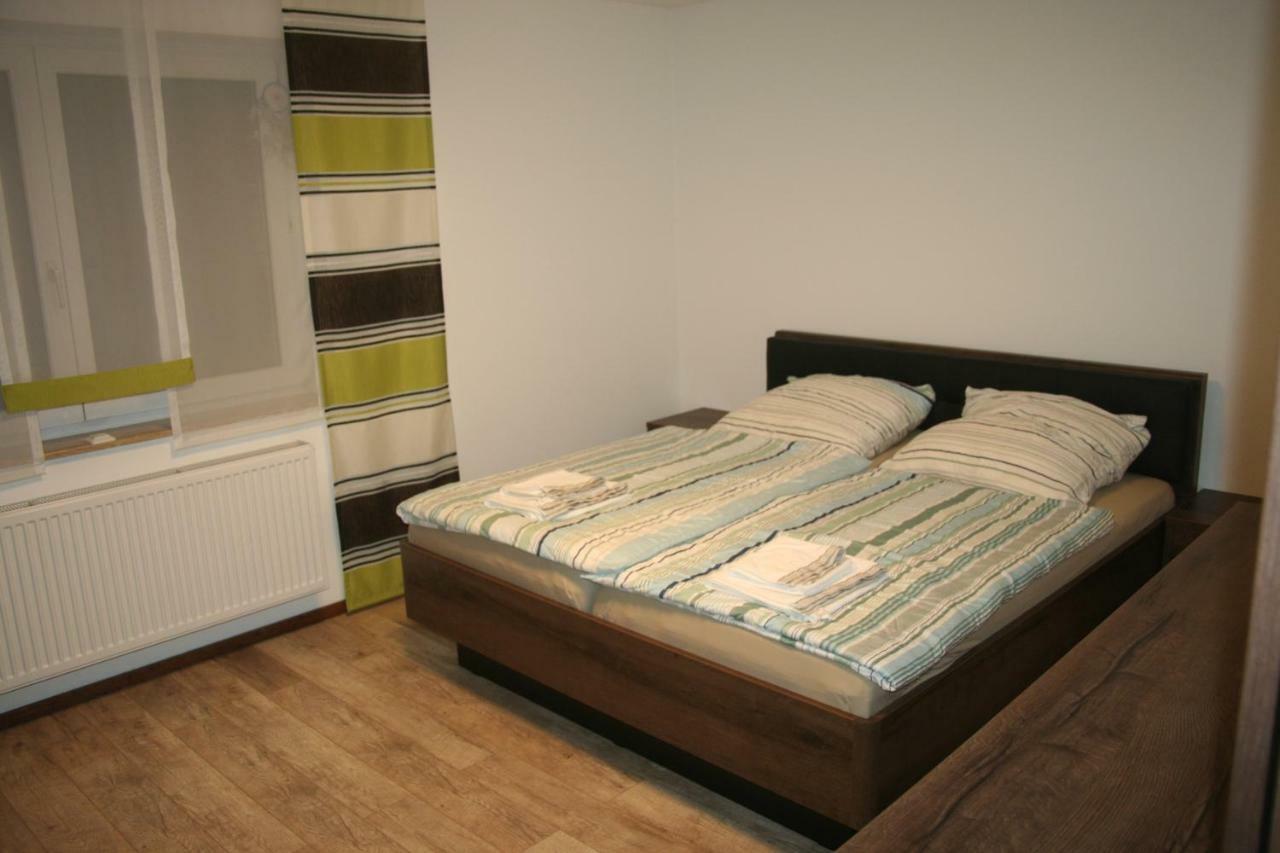 Privat Unterkunft Schreiber Winterbach  Buitenkant foto
